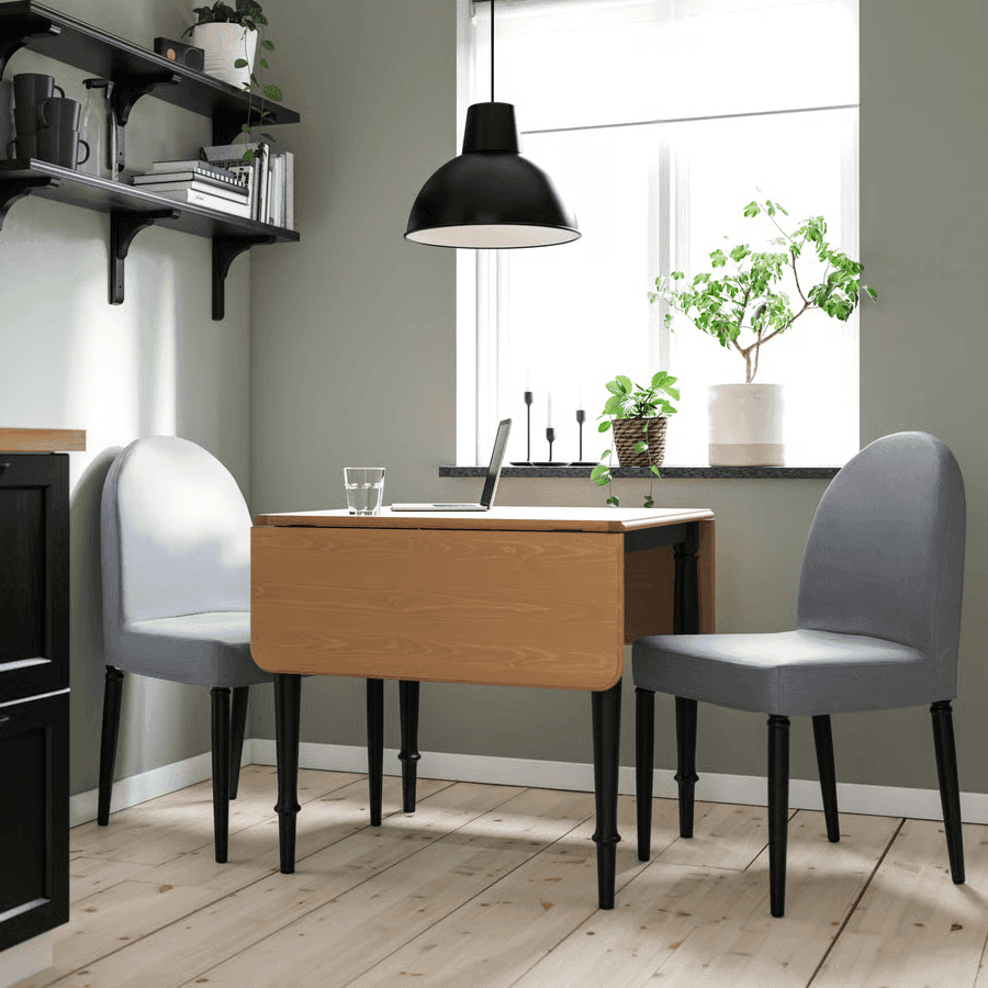Tables & Chairs